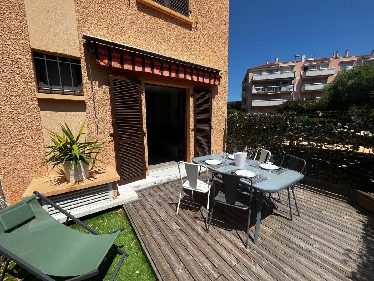Joli Studio Ensolleille Cavalaire-sur-Mer Εξωτερικό φωτογραφία